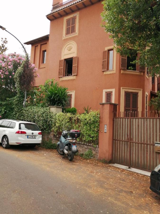 La Casa Della Mia Famiglia Apartment โรม ภายนอก รูปภาพ